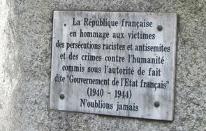 Plaque commémorative "N'oublions jamais" (Annecy)