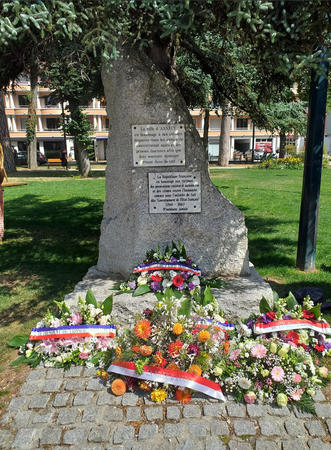 Monument en mémoire des victimes de crimes racistes et antisémites (Annecy)